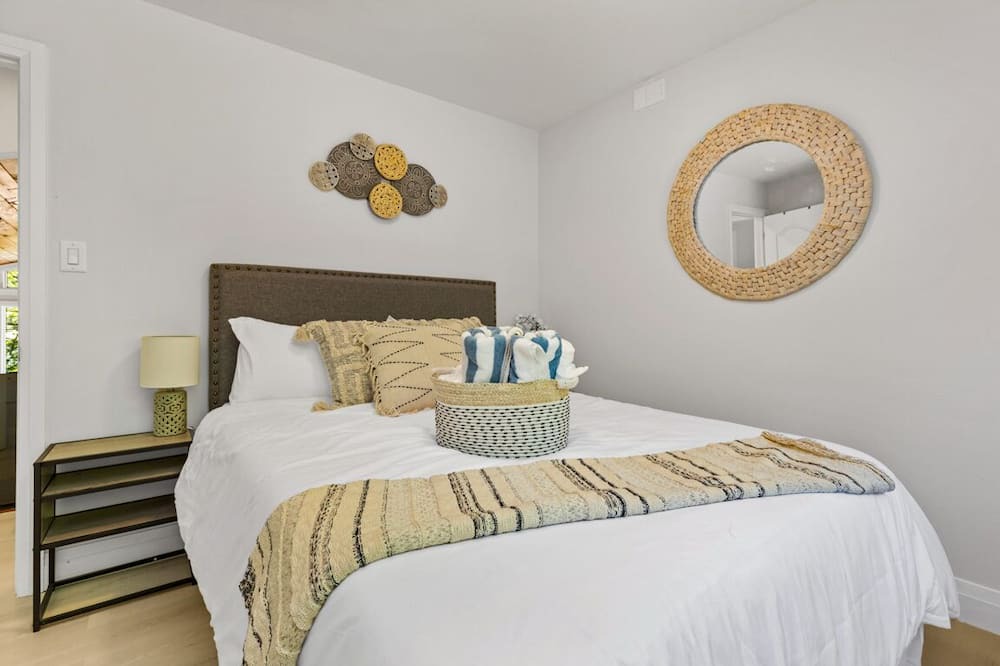 Photo of Bedroom in Broadbent