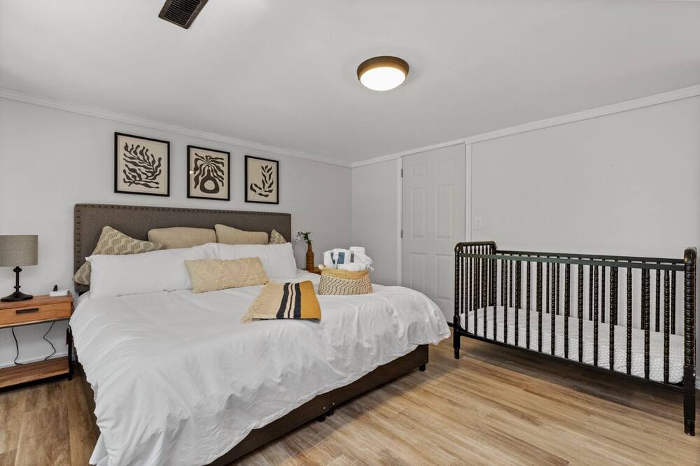 Photo of Bedroom in Broadbent