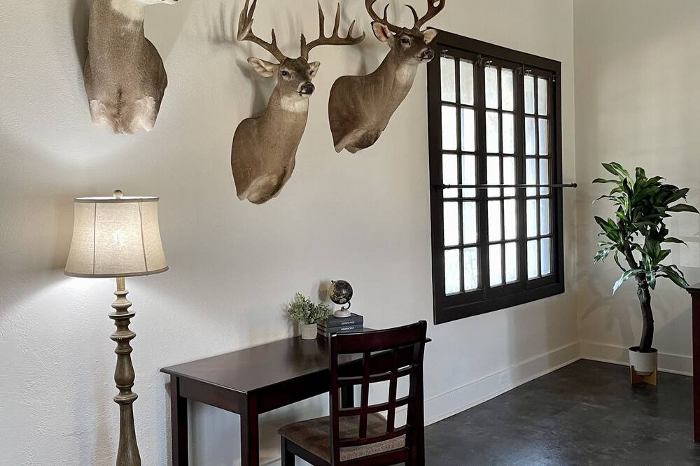 Photo of Bedroom in Brackettville