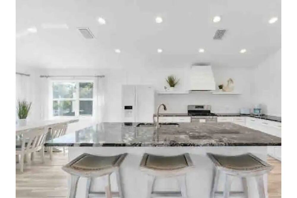 Photo of Kitchen in Point Seaside