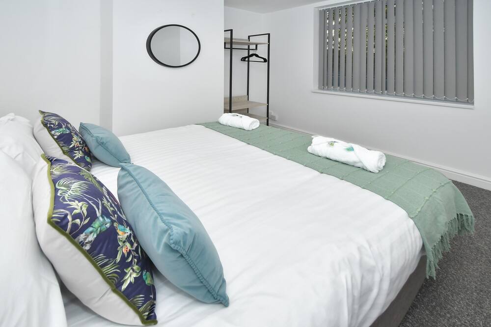 Photo of Bedroom in Stoke-on-Trent