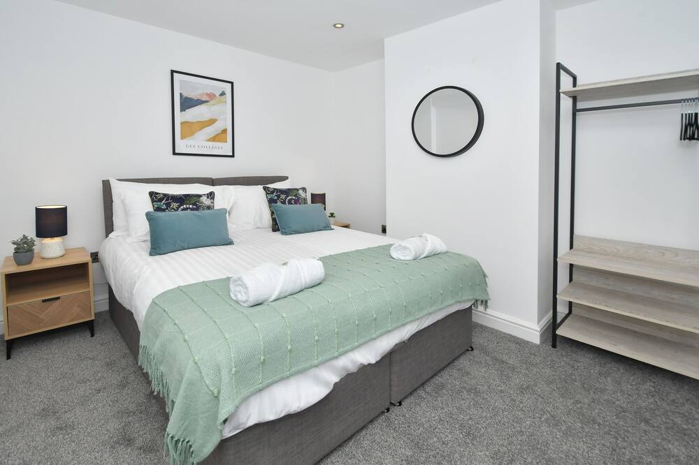 Photo of Bedroom in Stoke-on-Trent