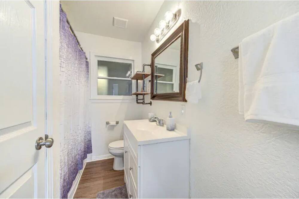 Photo of Bathroom in Beaumont