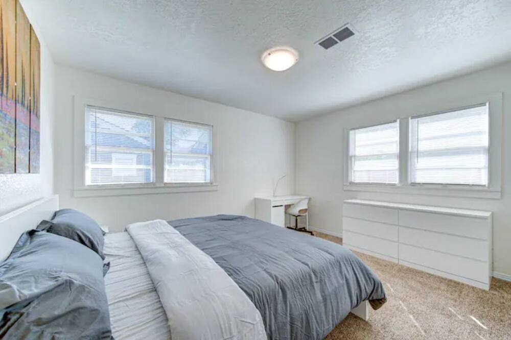 Photo of Bedroom in Beaumont