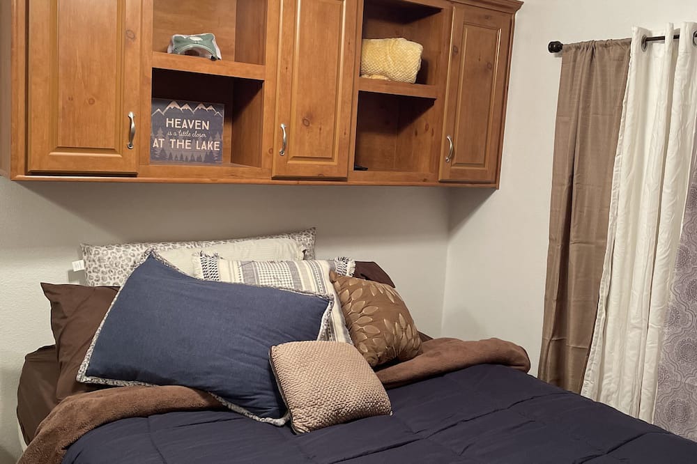 Photo of Bedroom in Yantis