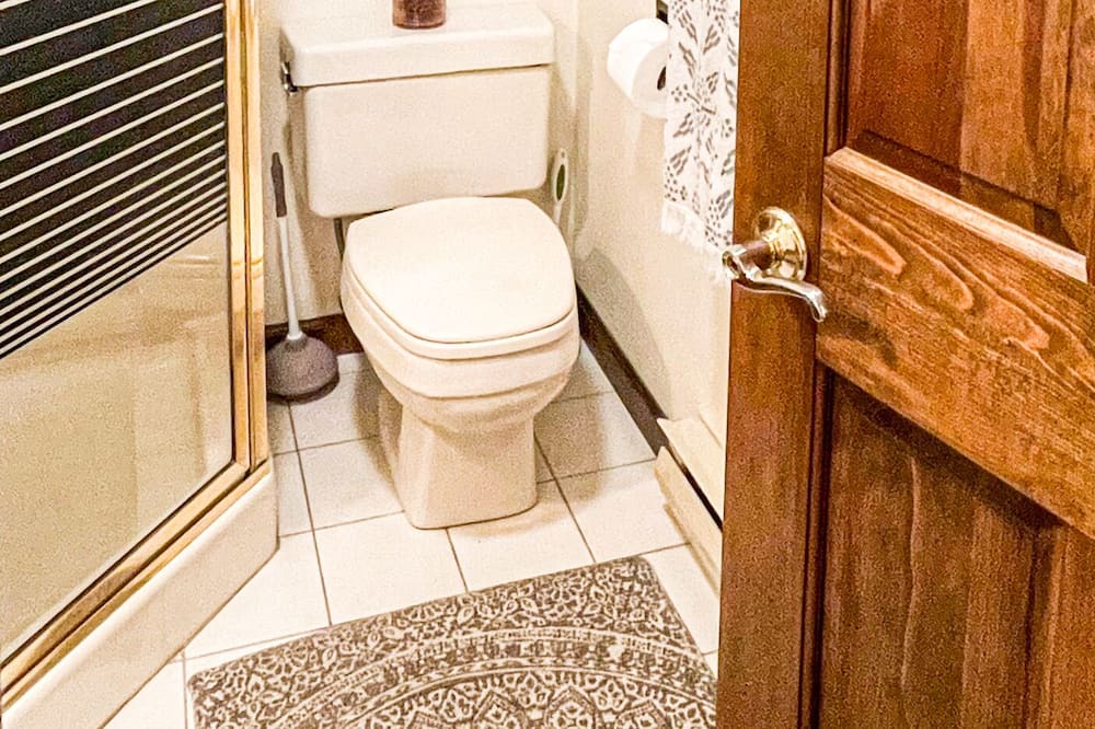 Photo of Bathroom in Greentown