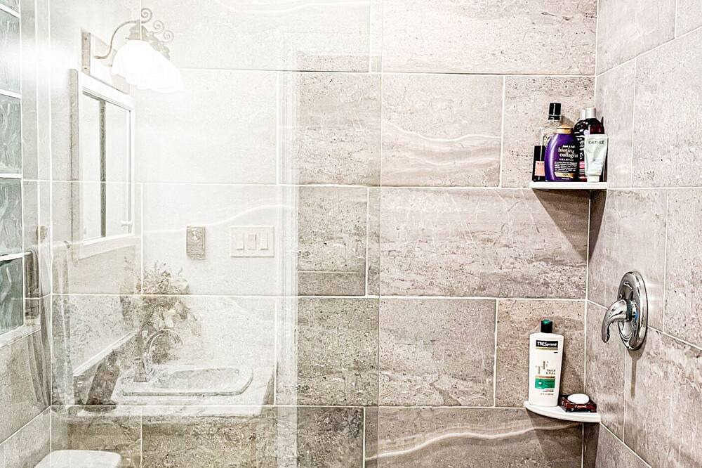 Photo of Bathroom in Greentown