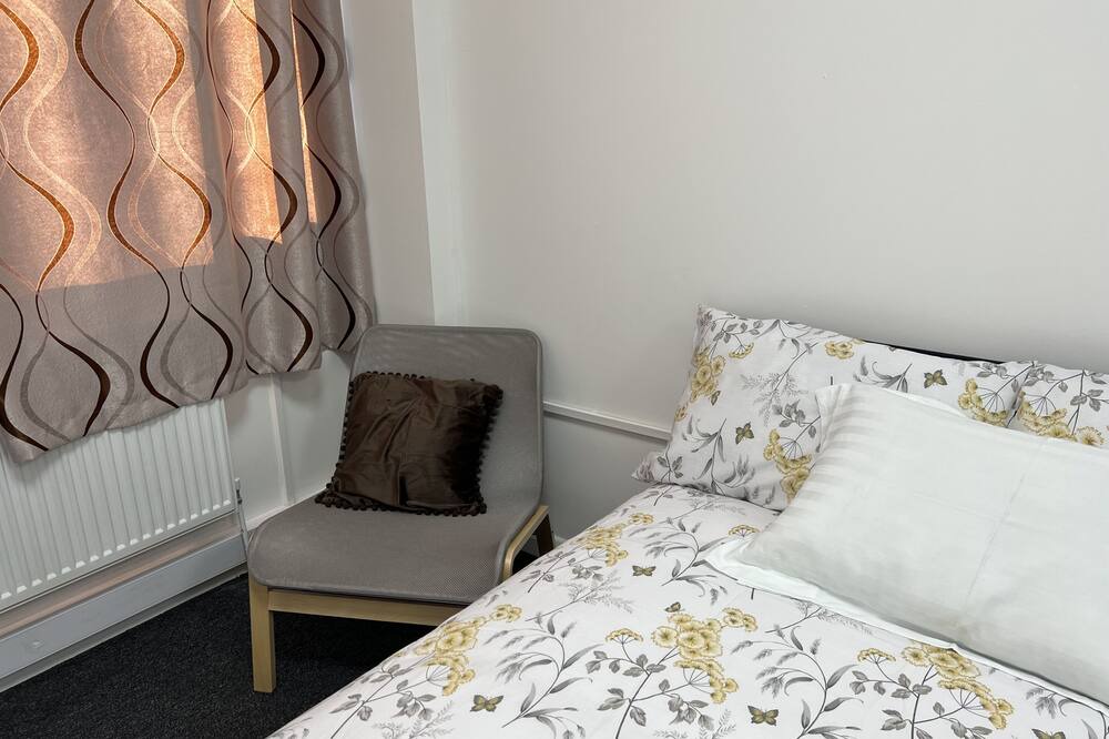 Photo of Others in Park Royal