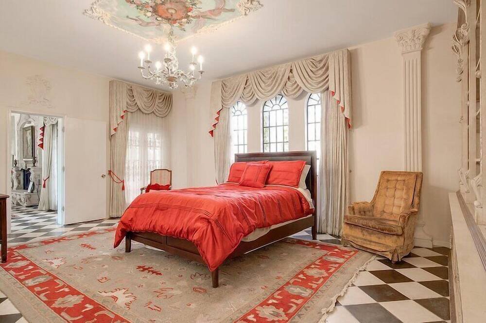 Photo of Bedroom in Southeast Heights