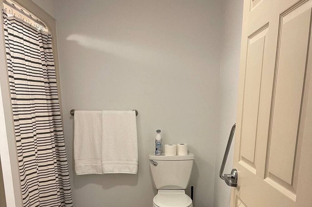 Photo of Bathroom in New Kensington