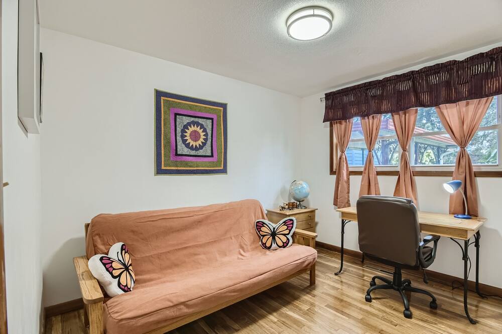 Photo of Others in Hazelwood