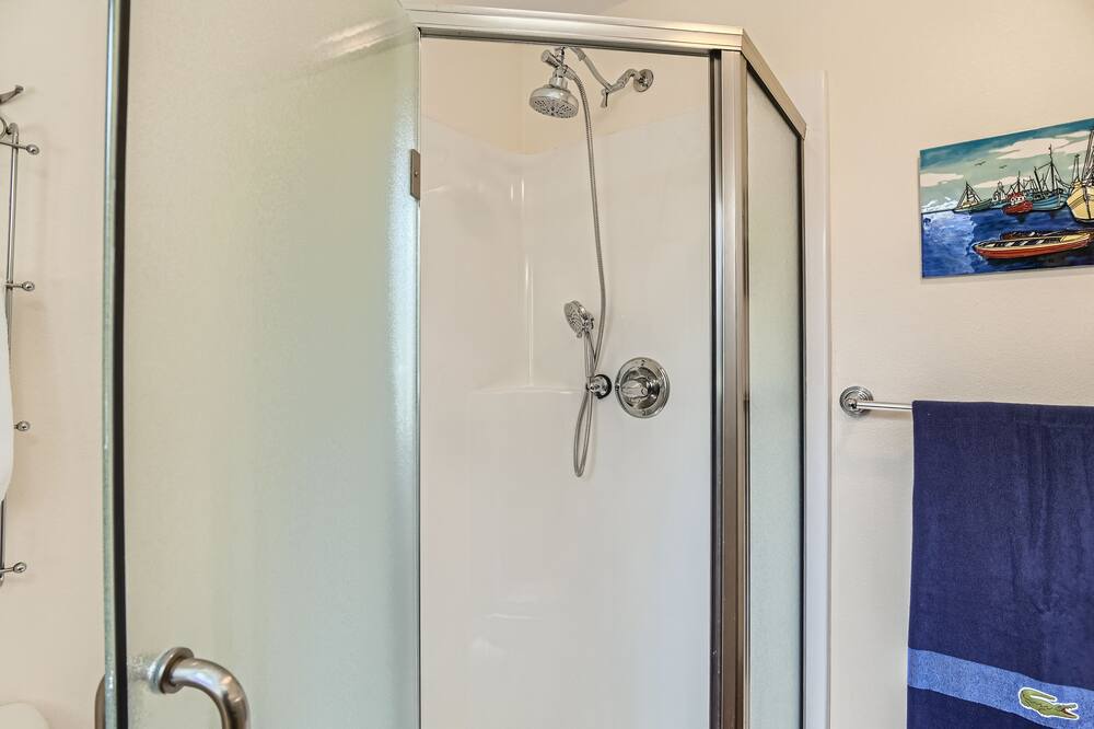 Photo of Bathroom in Hazelwood