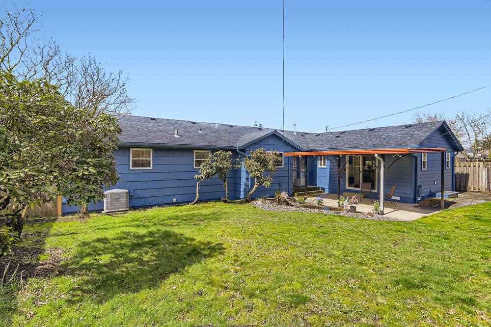 Photo of Others in Hazelwood