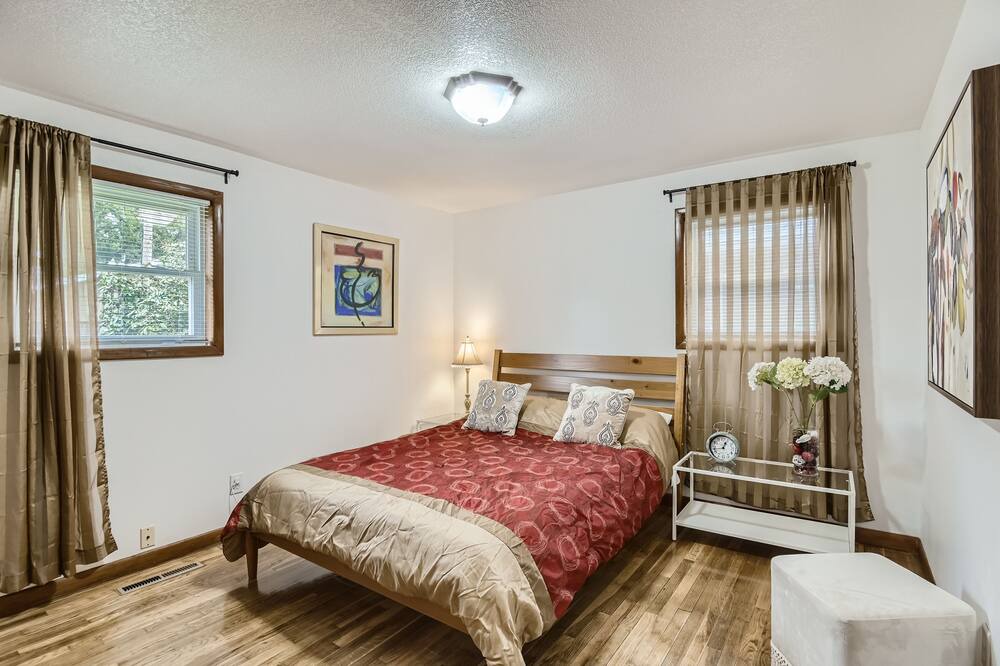 Photo of Others in Hazelwood