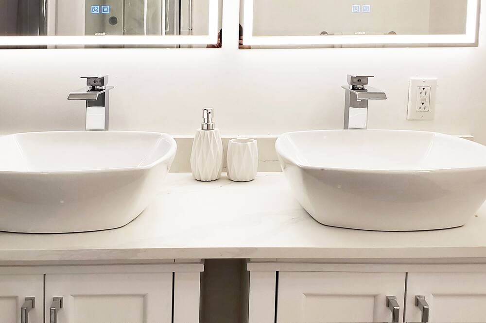 Photo of Bathroom in Paris