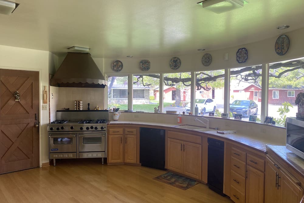 Photo of Kitchen in Greenfield