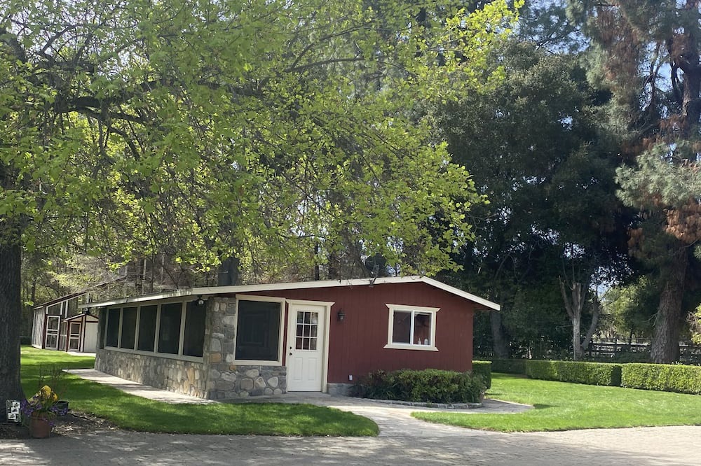 Photo of Outdoor in Greenfield