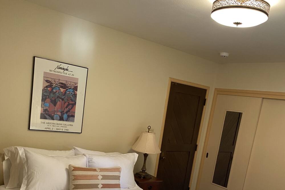 Photo of Bedroom in Greenfield