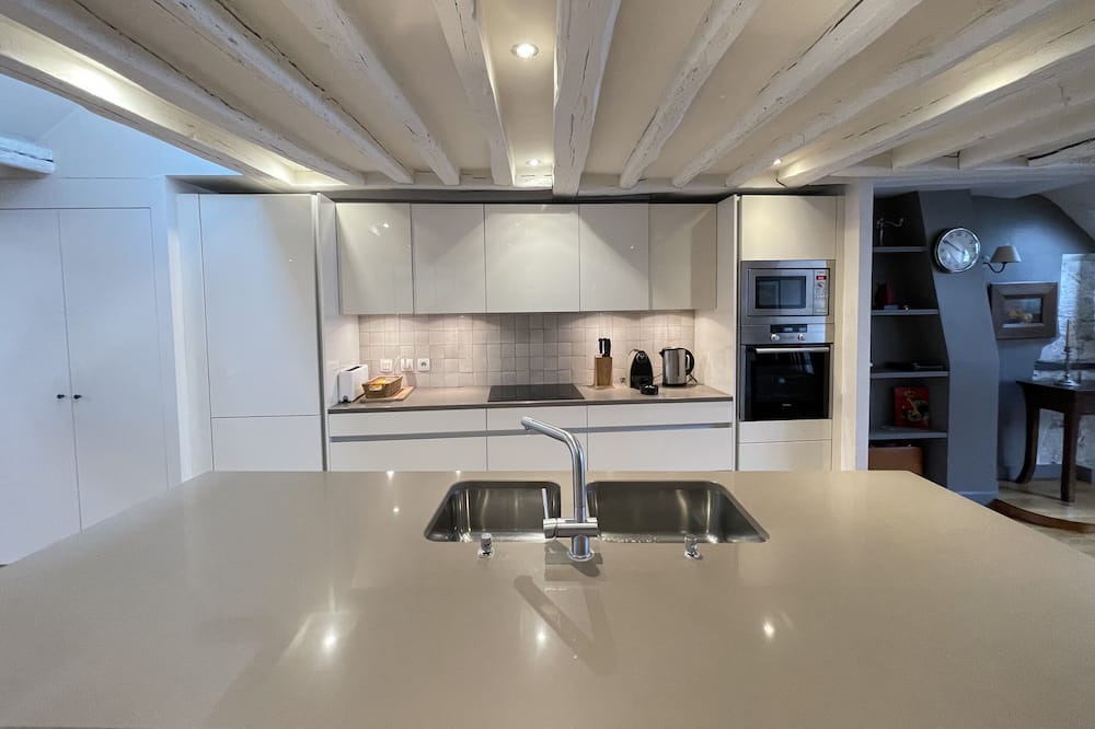 Photo of Kitchen in 4th Arrondissement