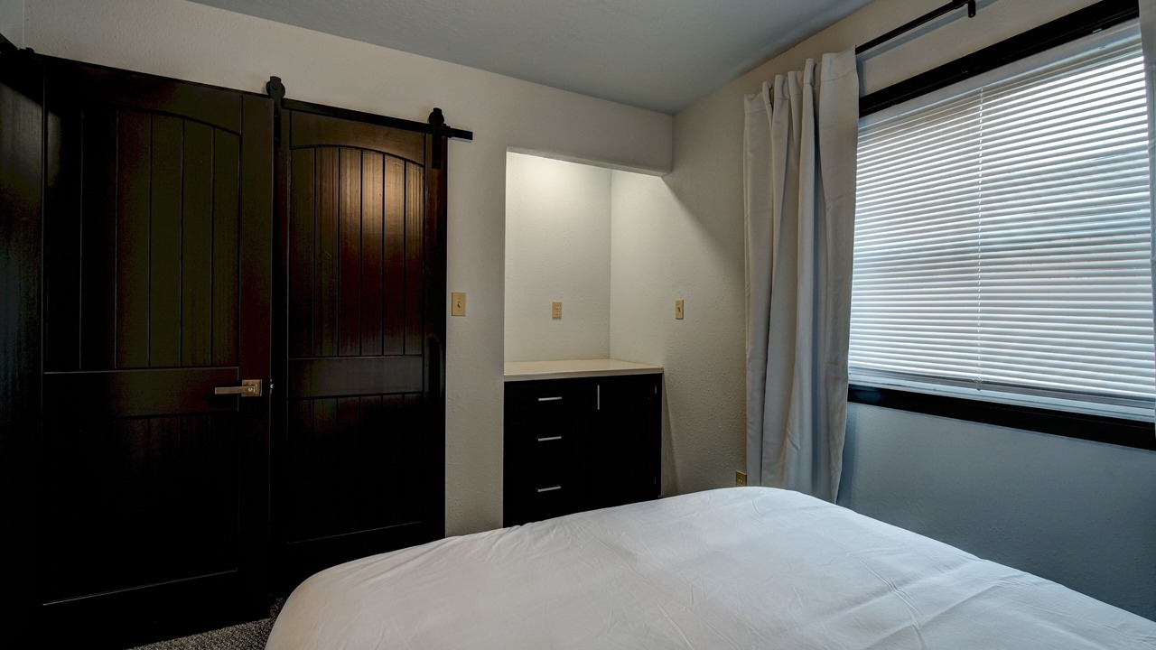 Photo of Bedroom in Woodward