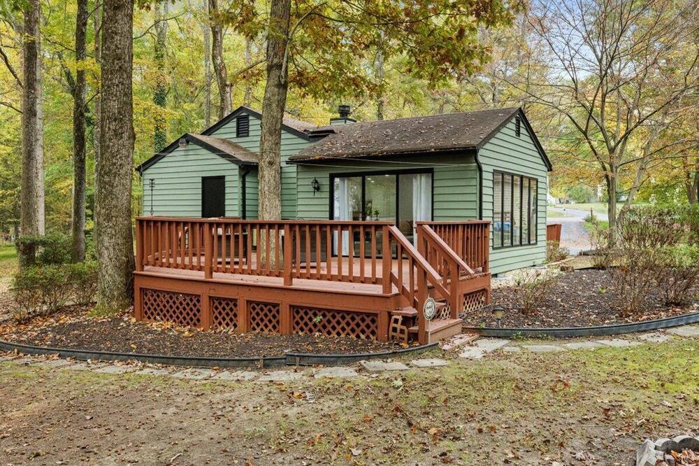 Photo of Outdoor in North Chesterfield