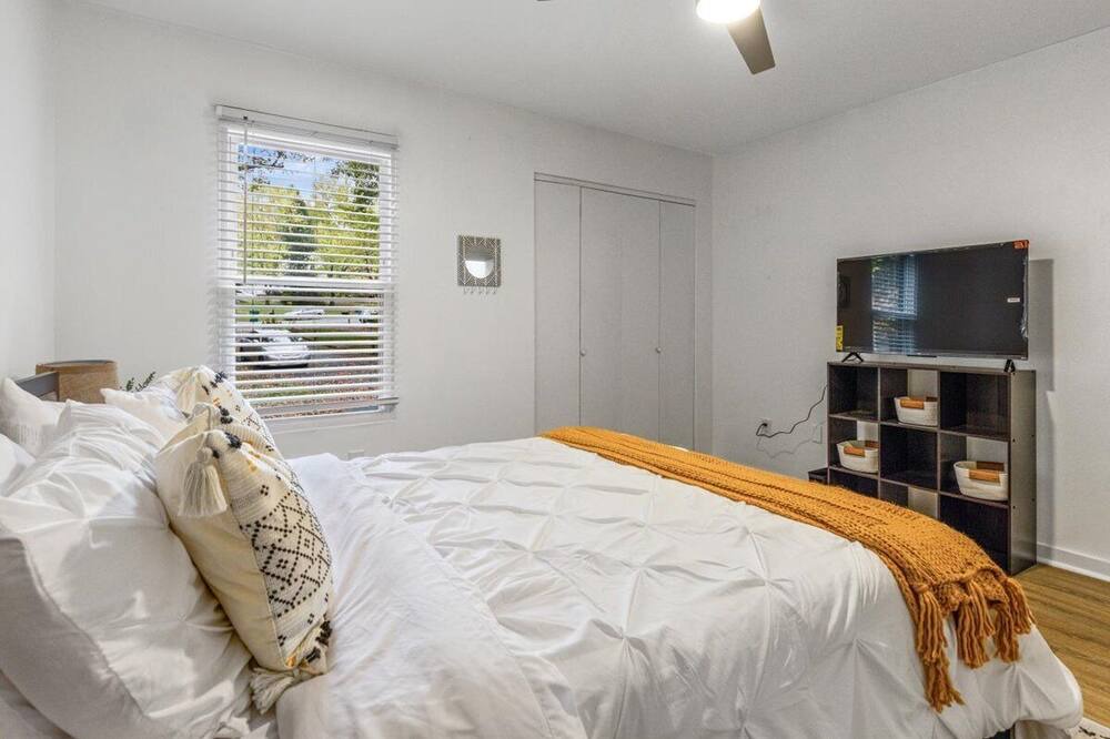 Photo of Bedroom in North Chesterfield