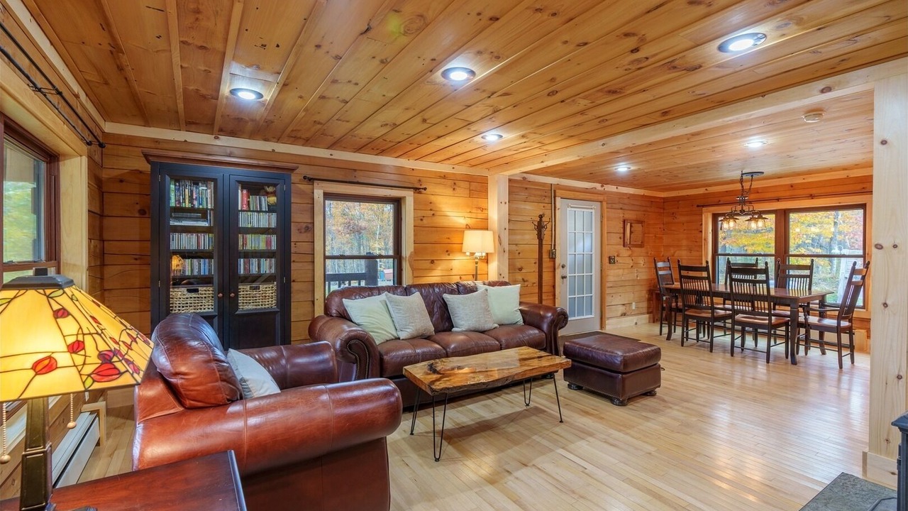 Photo of Livingroom in Upper Jay