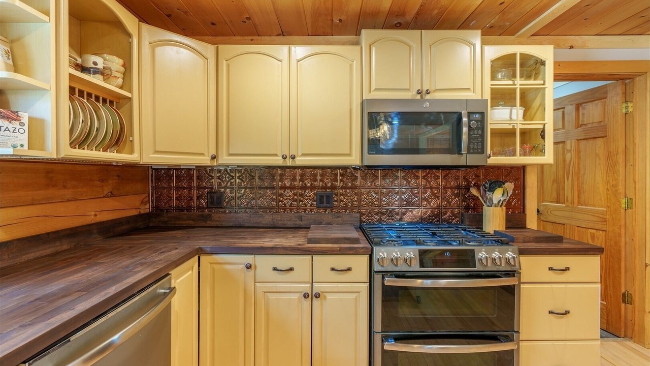 Photo of Kitchen in Upper Jay