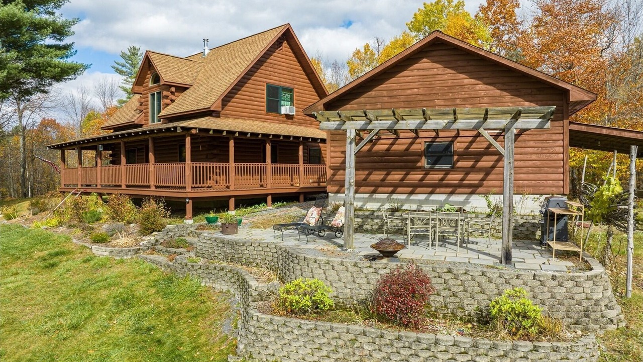 Photo of Outdoor in Upper Jay