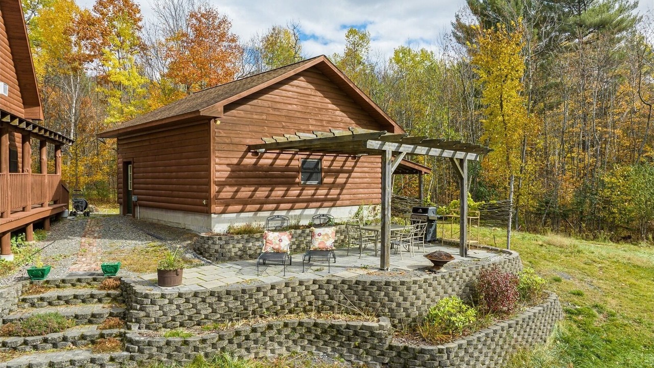 Photo of Outdoor in Upper Jay