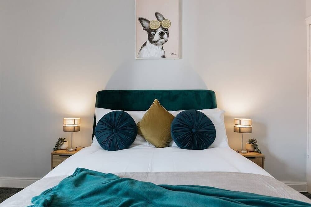 Photo of Others in Castleford