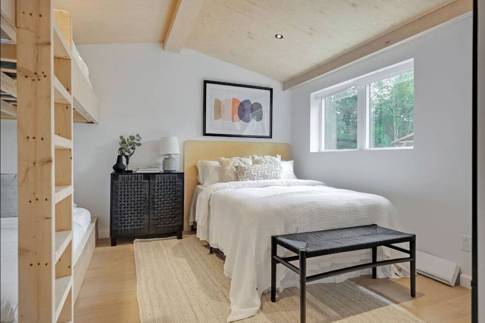 Photo of Bedroom in Amherst