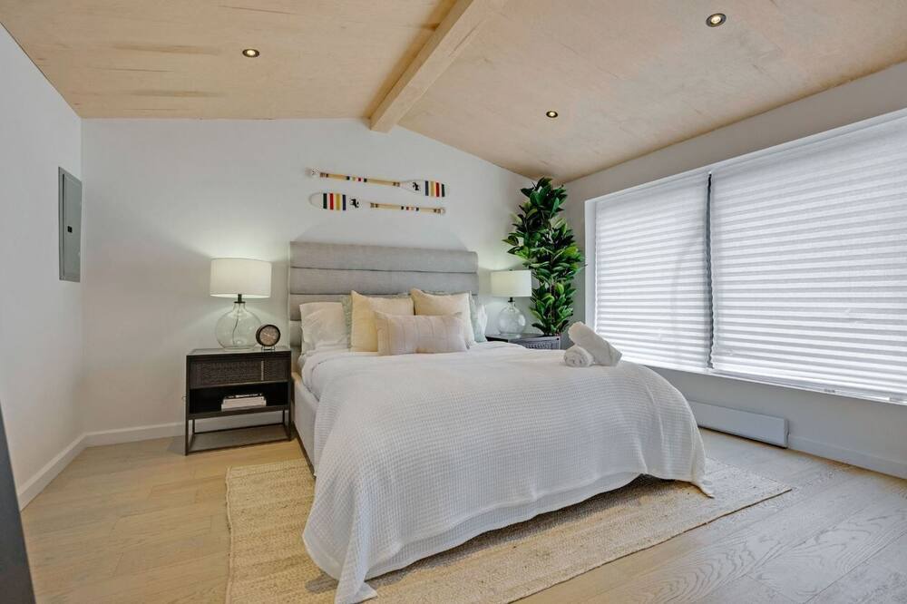 Photo of Bedroom in Amherst