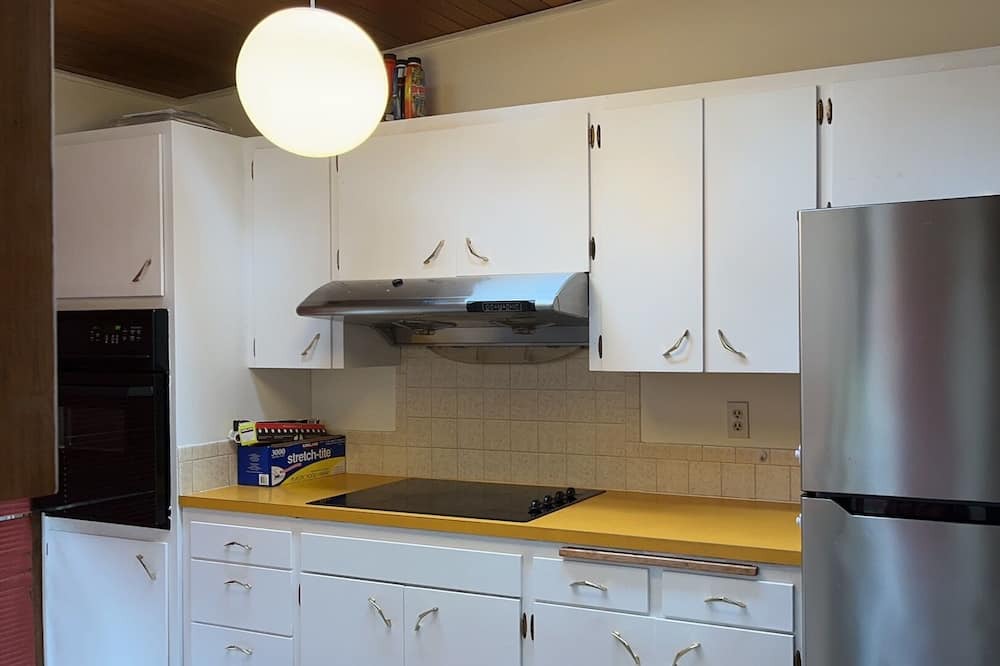 Photo of Kitchen in Lake Hills