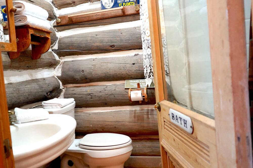 Photo of Bathroom in Placitas