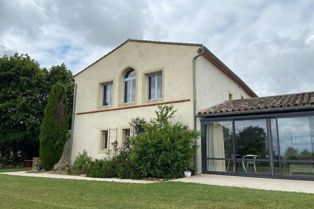 Photo of Others in Saint-Michel-de-Lanes