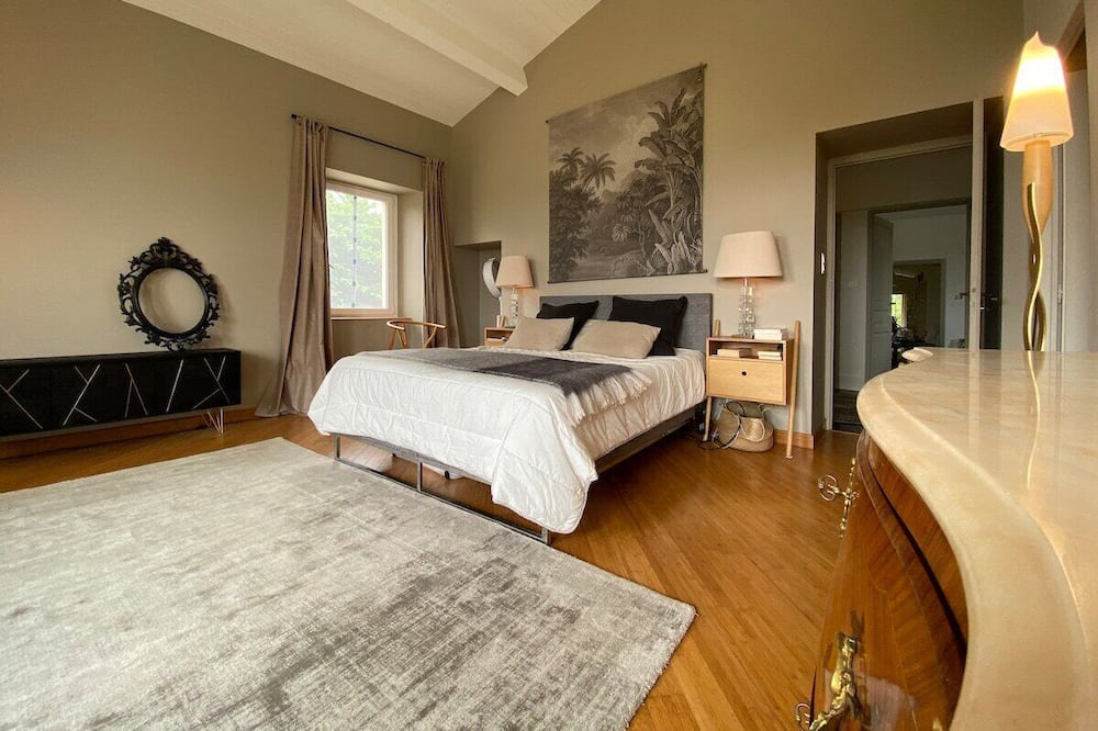 Photo of Others in Saint-Michel-de-Lanes