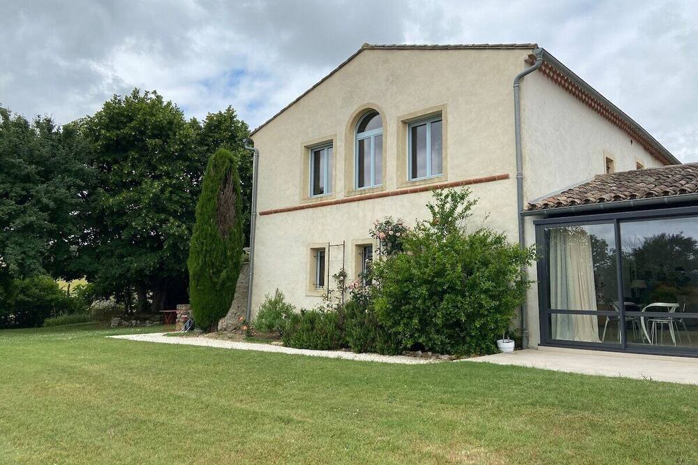 Photo of Others in Saint-Michel-de-Lanes