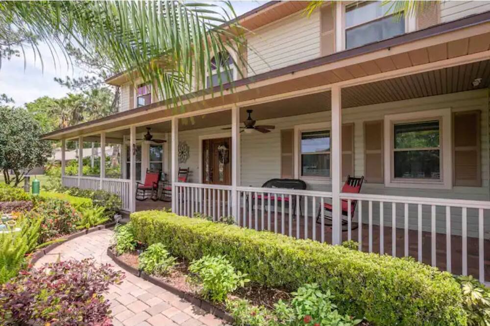 Photo of Outdoor in Westchase