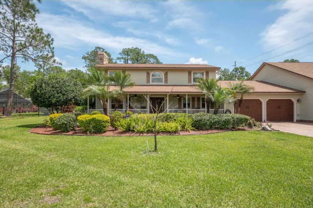 Photo of Outdoor in Westchase