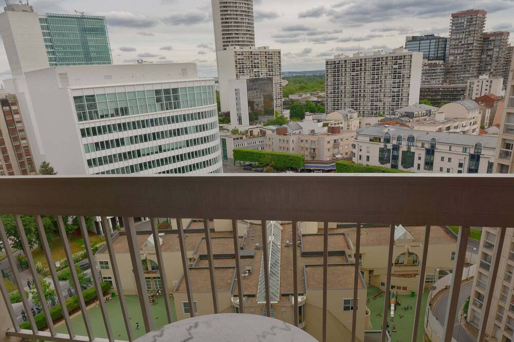 Photo of Others in Puteaux