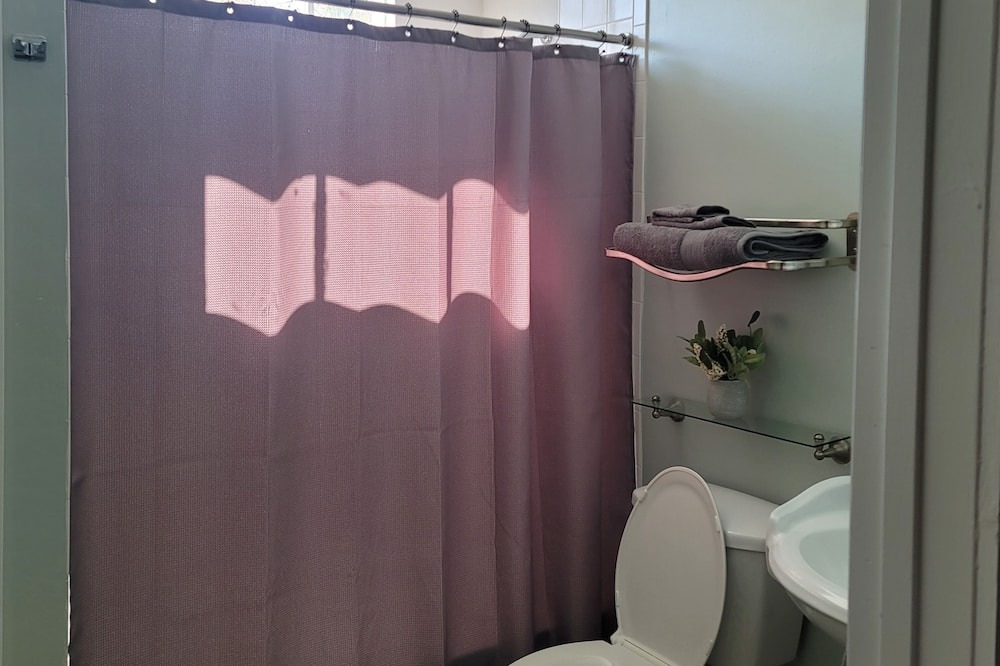 Photo of Others in Murray Hill