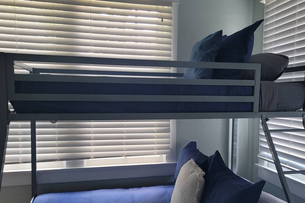 Photo of Others in Murray Hill