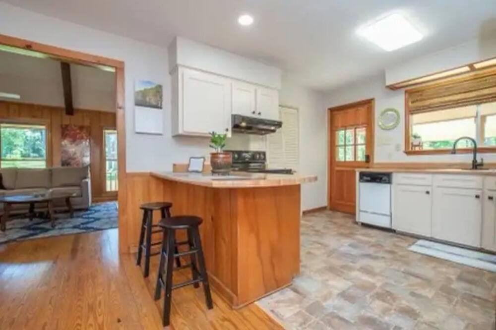 Photo of Kitchen in Pineville