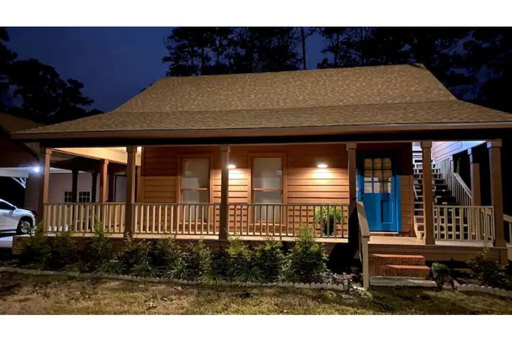 Photo of Outdoor in Pineville