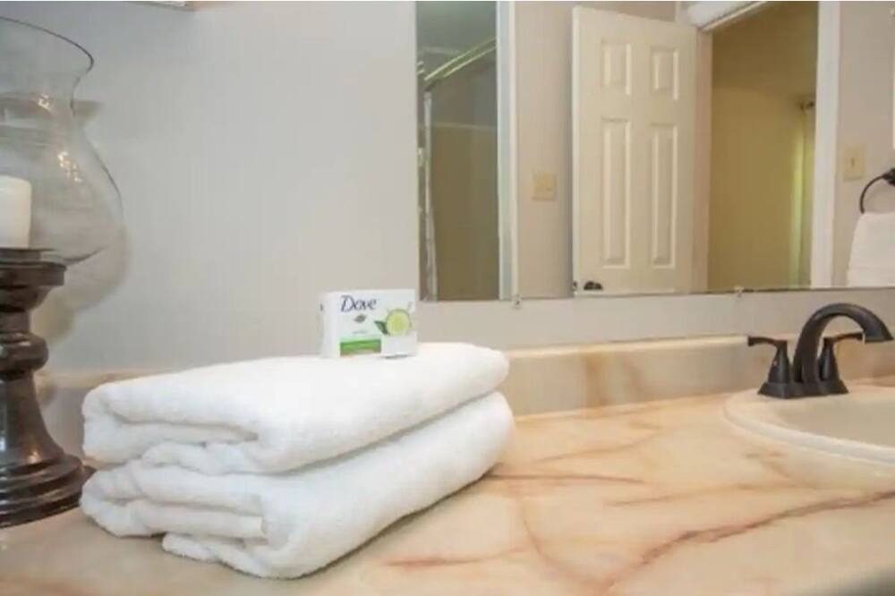 Photo of Bedroom in Pineville