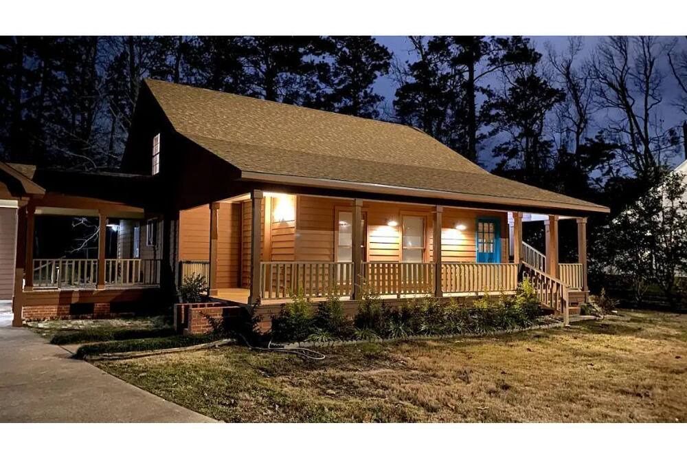 Photo of Outdoor in Pineville