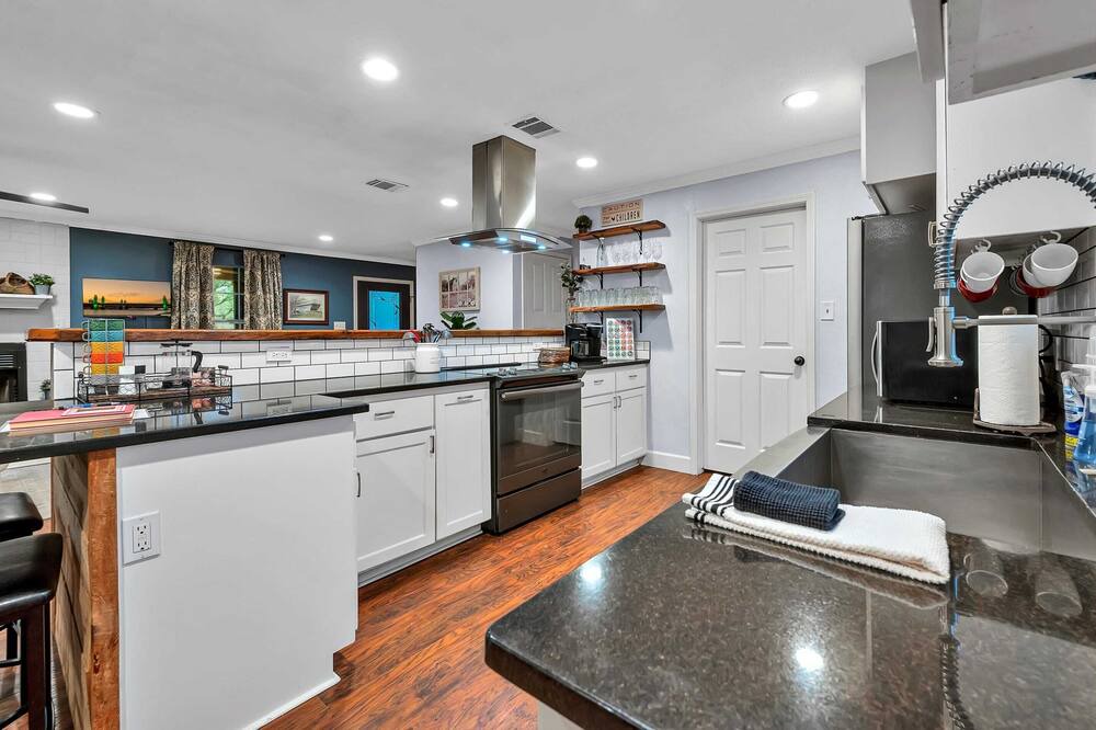 Photo of Others in Waco