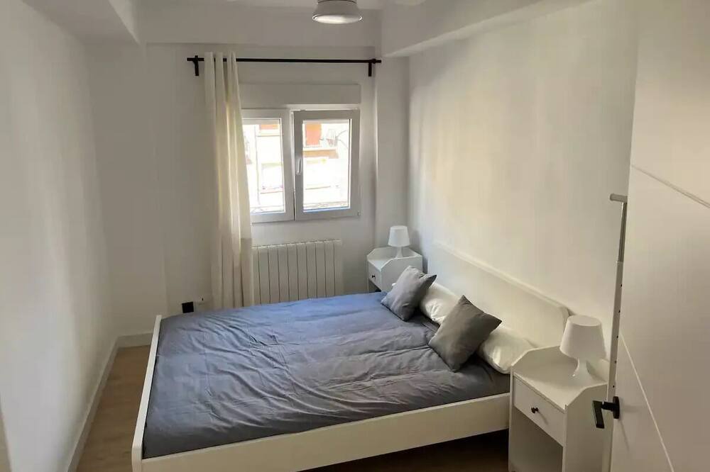 Photo of Bedroom in Romareda