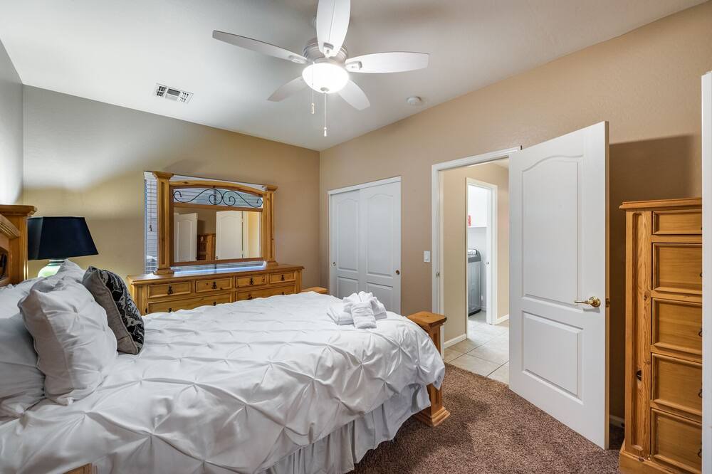 Photo of Bedroom in Canyon Trails
